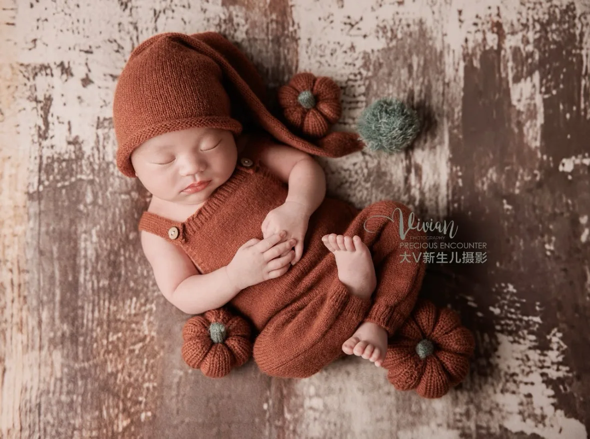Newborn Photography Props Baby Knitted Pumpkin Outfit Fall Halloween Theme Handmade Crochet Hat Romper Photo Shoot Studio Props