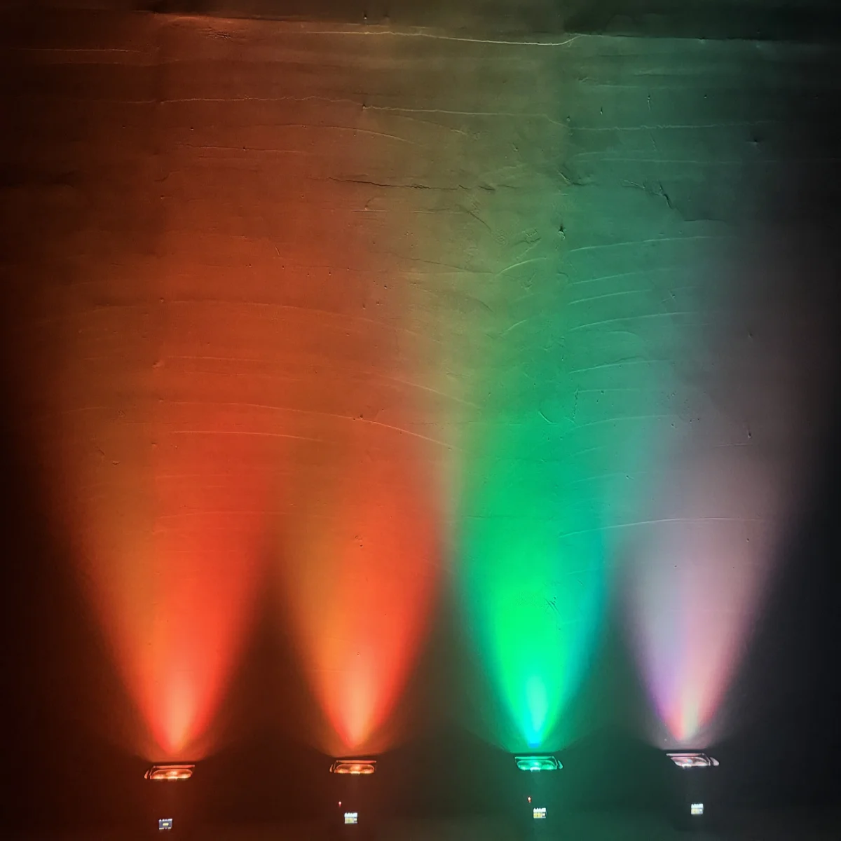 بطارية تعمل بالطاقة LED أضواء الاسمية 6x18 واط RGBWA UV 6in1 واي فاي الهاتف عن بعد APP + وحدة تحكم لاسلكية الزفاف Uplight LED الاسمية DJ الصوت