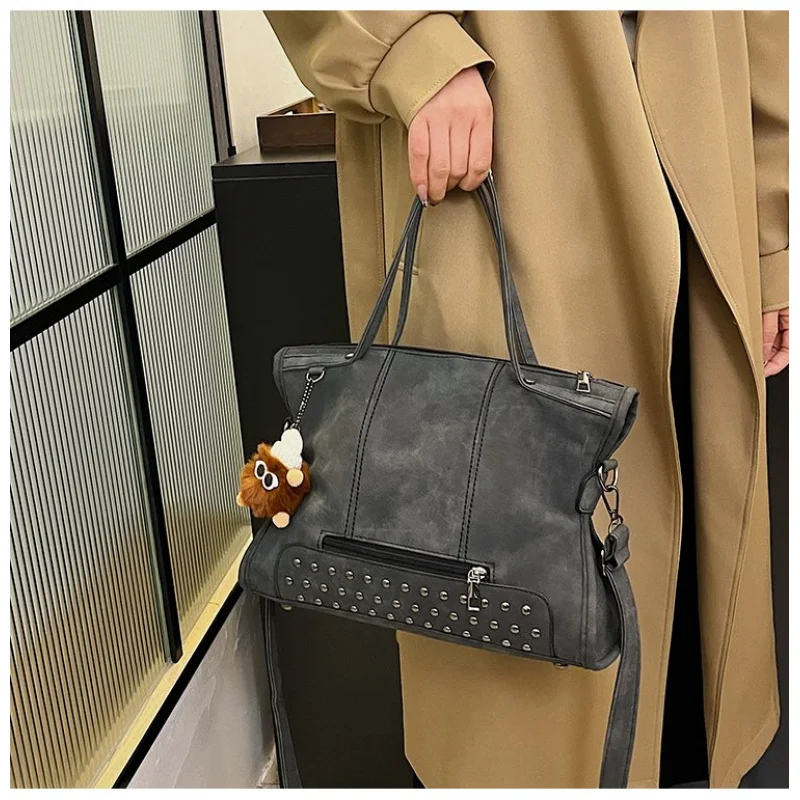 

Стильная женская сумка через плечо из высококачественной кожи, популярный классический дизайн с регулируемым ремешком для комфорта