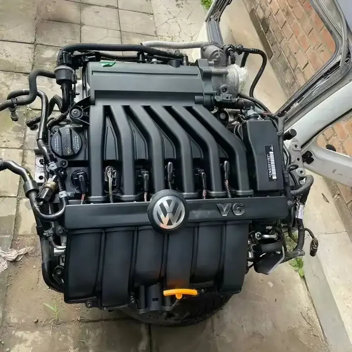 China Engines Manufacture Car  For Sale  Passat CC Engine Assembly