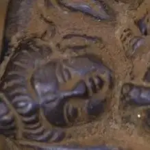 6 Zoll große antike nepalesische Tempelstatue aus Bronze mit Zinnober, Kali, indische Göttin, Buddha, Totenkopf, Durga, stehender Buddha, für Gebetsräume und Häuser
