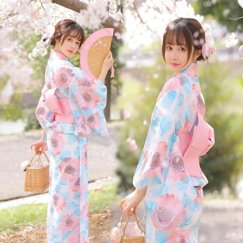 

Women Japanese Kimono Traditional Japanese Yukata Cosplay Costume Photo Photography Dress Halloween Carnival Party Outfits