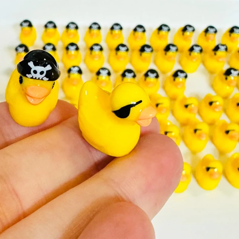 6/12Pcs Mini Resin Pirate Ducks Miniatures, Tiny Animals Figurines for Home Fairy Garden Micro Landscape DIY Craft Decoration