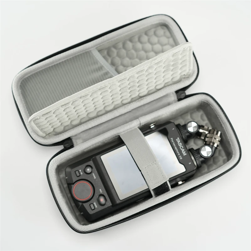 Thumbnail 3 - #27 Latest Speaker Bags, Covers & Cases Offers