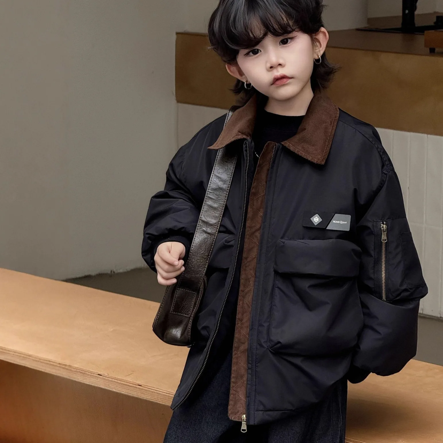 

Winter New Boys Korean Style Warm Retro Cotton Jacket 2025 Children Clothing Boys Fashionable Casual Thickened Cotton Top