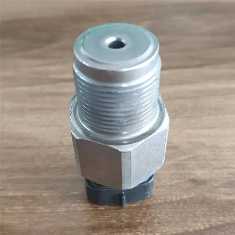 Latest Regulator Rail Pressure Sensor 499000-6111 For Kia D4DD County HD78 HD72 Isuzu Fuel Pressure Valve Sensor 5