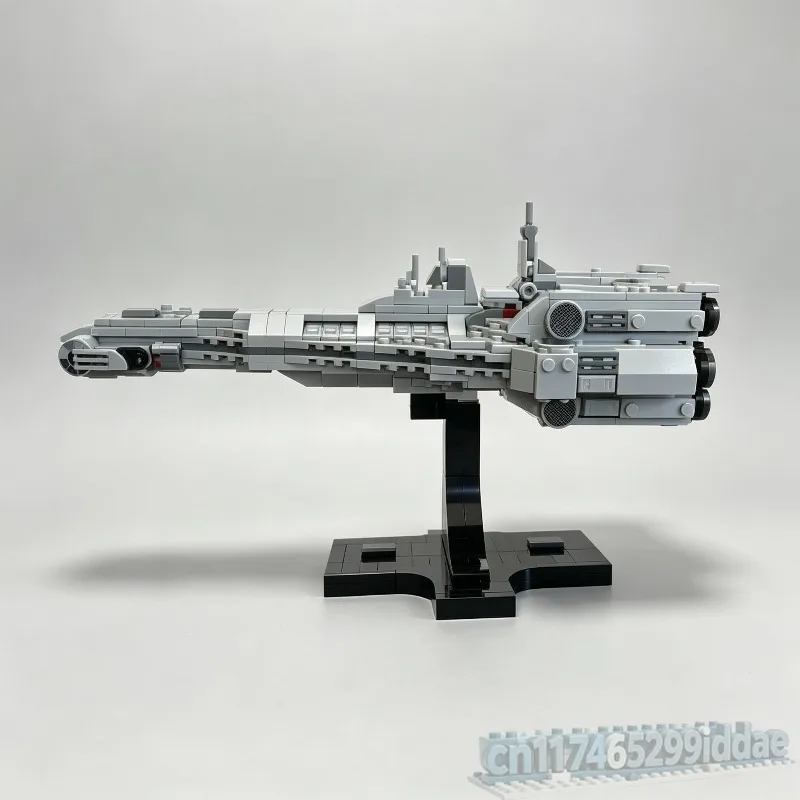 551-pcs-future-space-cruiser-midi-scale-building-blocks-creative-assembly-model-display-collectible-toy-birthday-festival-gift