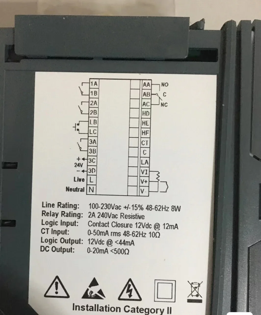 Controlador de temperatura Eurotherm 3208