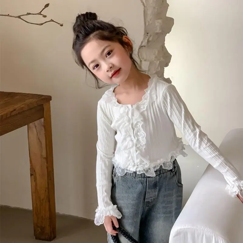 Girls Spring French Lace Shirts Fashionable and Trendy 2024 New Children Baby Korean Underlay Top Spring and Autumn