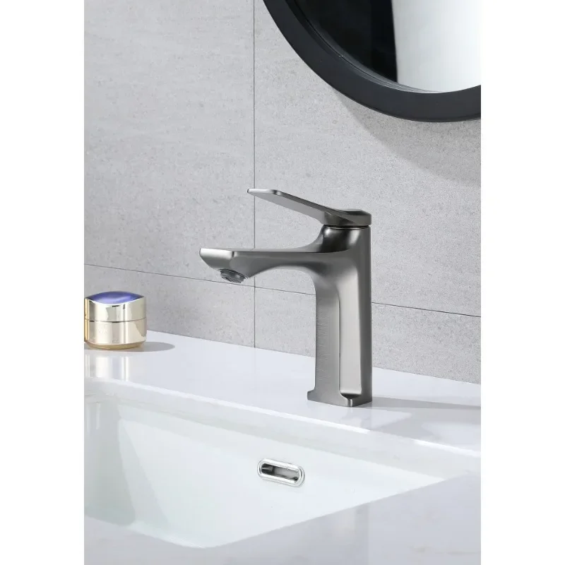 Washbasin faucet, gun gray washbasin basin faucet