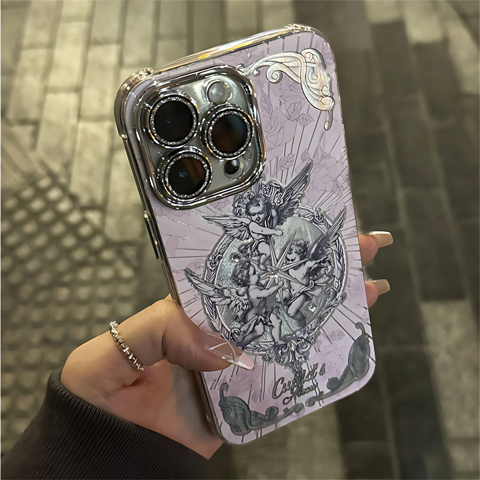 Funda de teléfono de la Edad Media Retro Cupid para iPhone, 15, 14 Plus, 13, 12, 11 Pro Max, X, Xs, XR, 8, 7, textura de plumas, cubierta dura