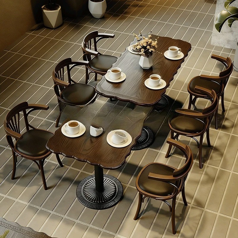 Coffee shop tables and chairs are solid wood, American vintage style commercial tea restaurant, square tables, all solid wood de