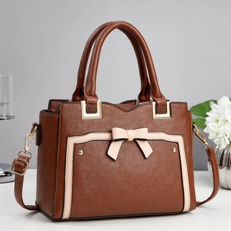 

Vintage Inspired Orb Bag For Ladies With Unique Spherical Shape And Luxury Leather Covering