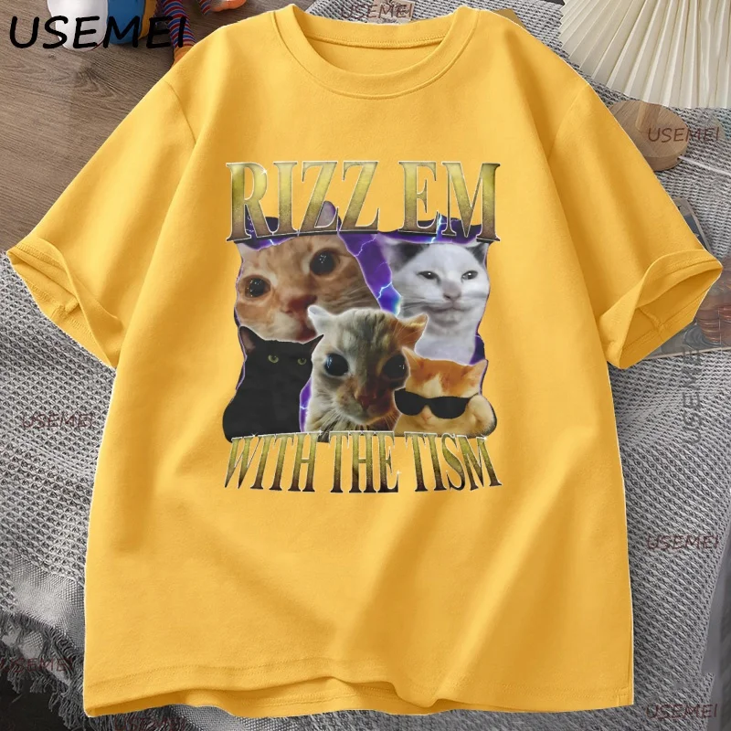 Rizz Em مع The Tism Vintage الجرافيك المحملة الرجال النساء ريترو 90s مضحك القط تي شيرت سخيف القطط التي شيرت عادية القطن قصير الأكمام المحملة