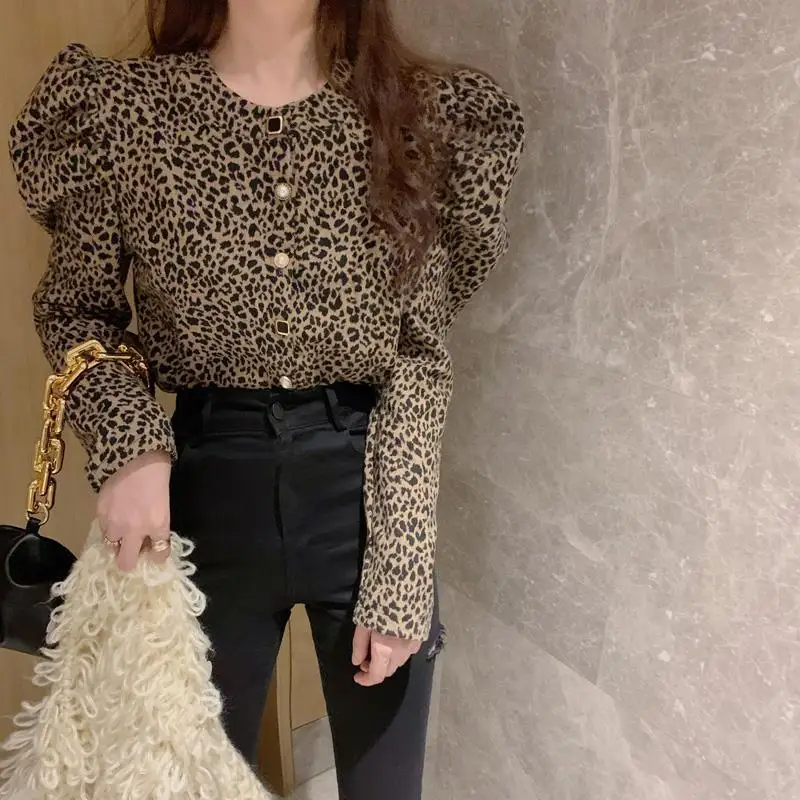 Leopard Print Shirt for in Spring Autumn Loose and Slimming Bubble Sleeves Retro Brushed Shirt Long Sleeved Top Female Clothes