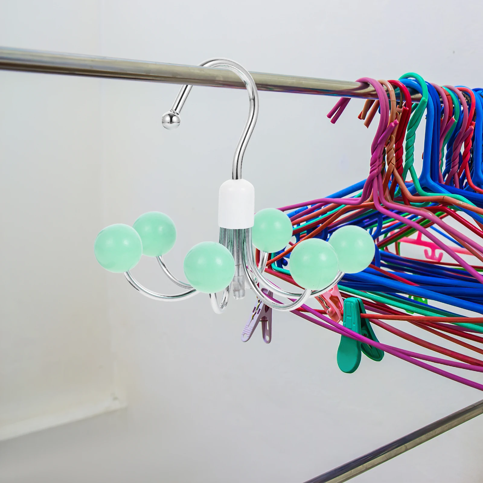 

Rotating Hooks Storage Closet Organizer 6 Claw Wood Ball Hanger Rack Scarf Hat Clothes Hook Green Wardrobe Multifunctional Space
