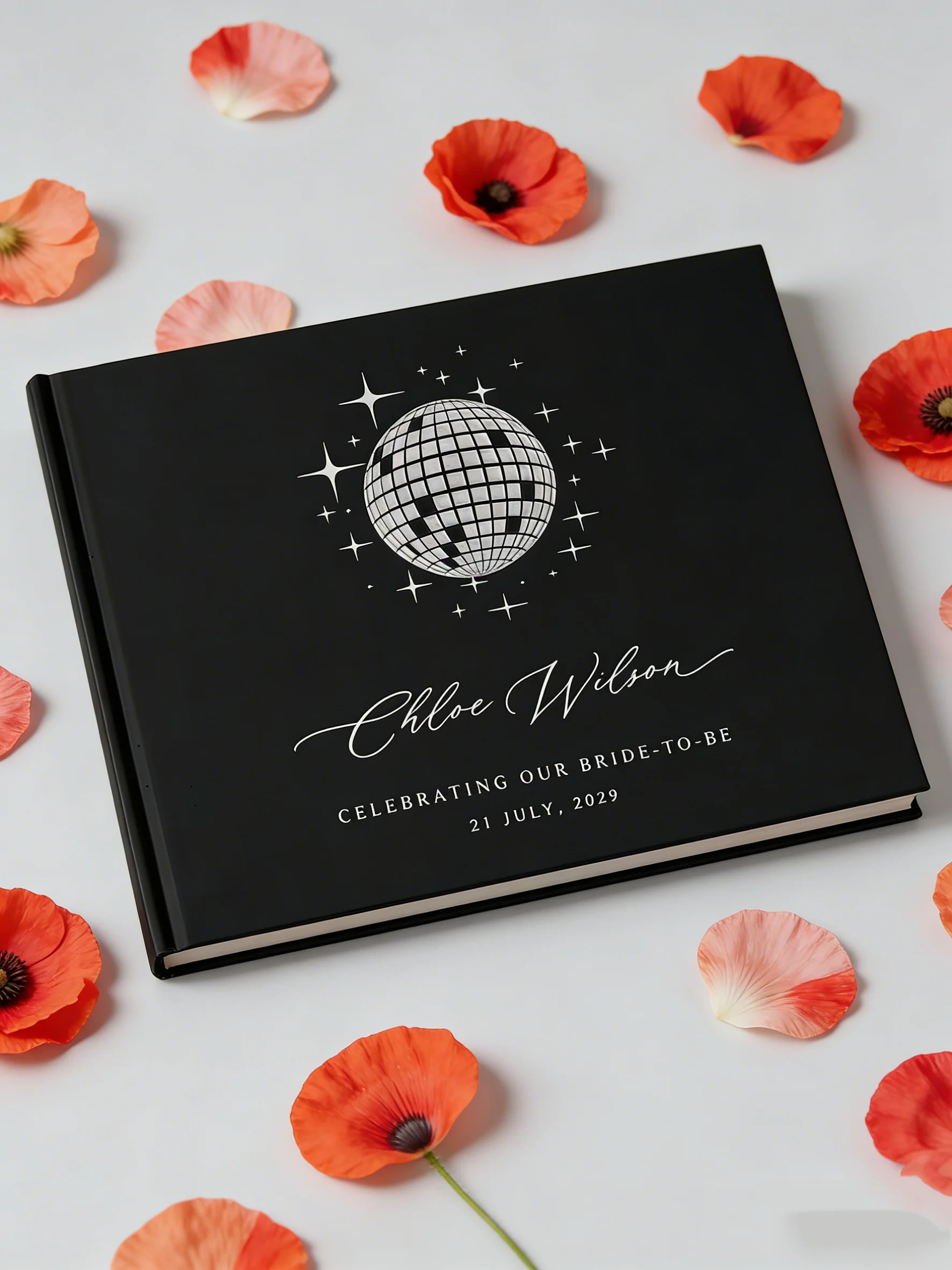 

Книга для гостей на последнюю дискотечную вечеринку в честь девичника | Ретро-фотоальбом для фотобудки | Уникальный памятный альбом для будущей невесты