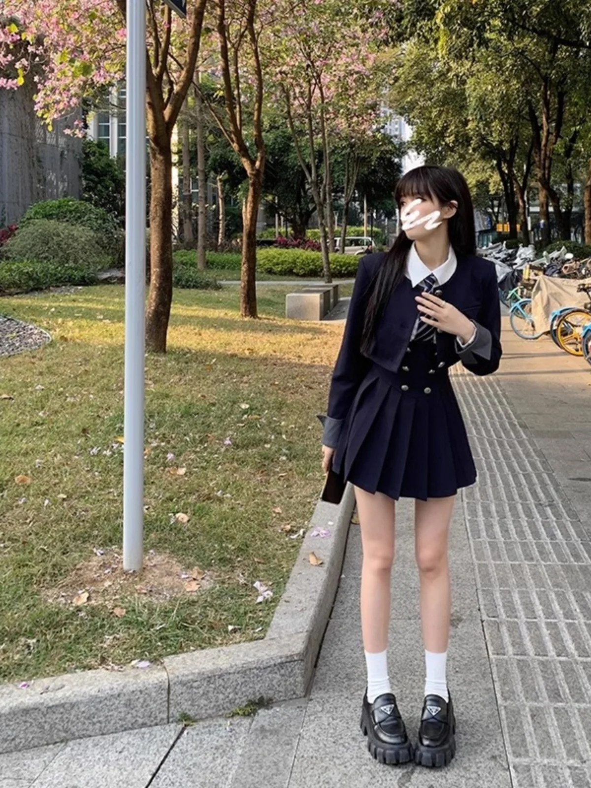 

Женский костюм: пиджак и юбка в американском школьном стиле, весенне-осенний комплект из двух предметов: топ и плиссированная юбка на бретелях