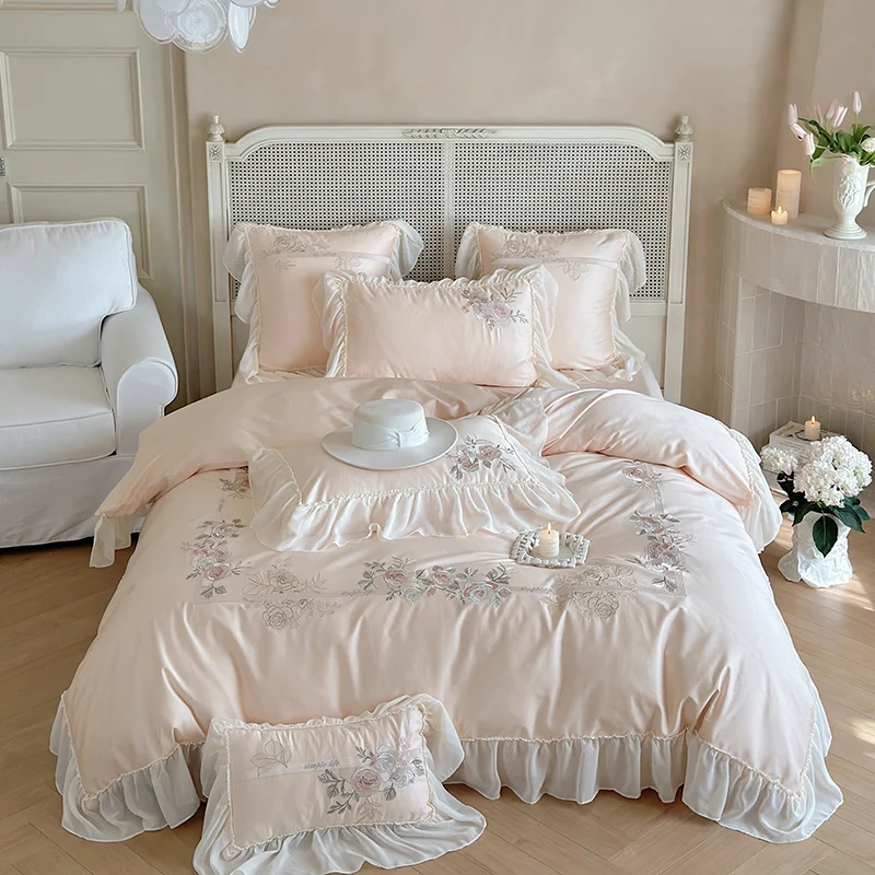 French Princess Flowers Embroidery Bedding Set Luxury Pink Egyptian Cotton Lace Ruffles Quilt Cover Bed Sheet Pillowcases