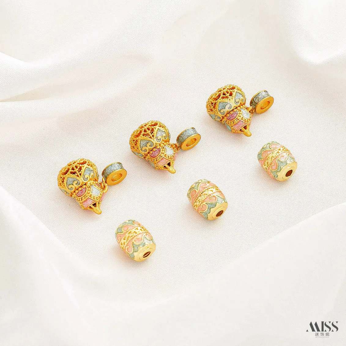 Cloisonne 24K Sand Gold Gourd Bell Big Back Horse Hammer Pattern Bear Pendant Bead Diy Jewelry Accessories