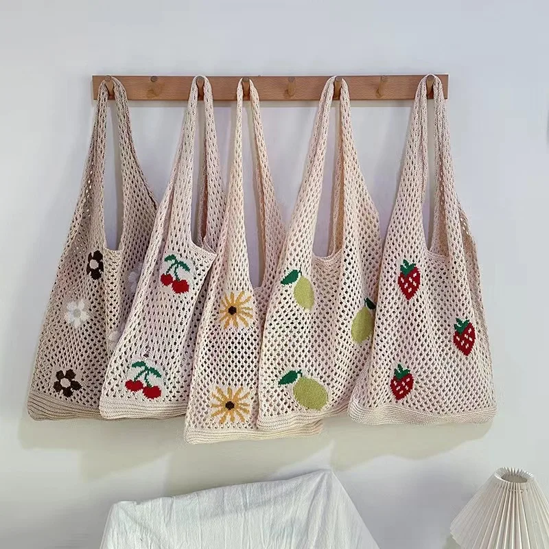 

2025 New Korean Version Knitted Tote Bag Women's Single Shoulder Lazy Style Hollow out Flower Beach Bag Summer Soft Polyester