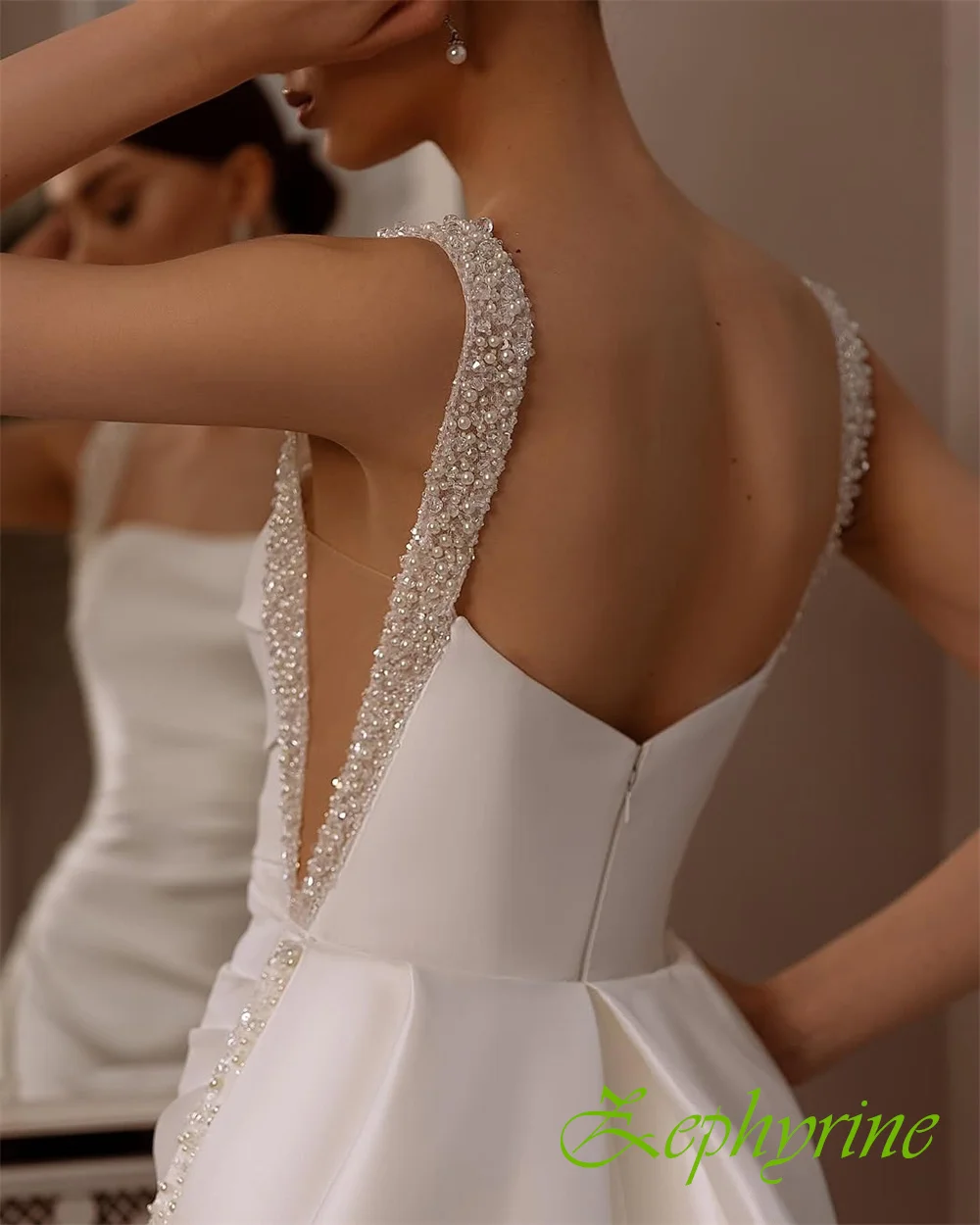 Customized Classic Satin Strapless Evening Dress Exquisite Mermaid Prom Dresses High Quality Pearls Special Occasion Gowns