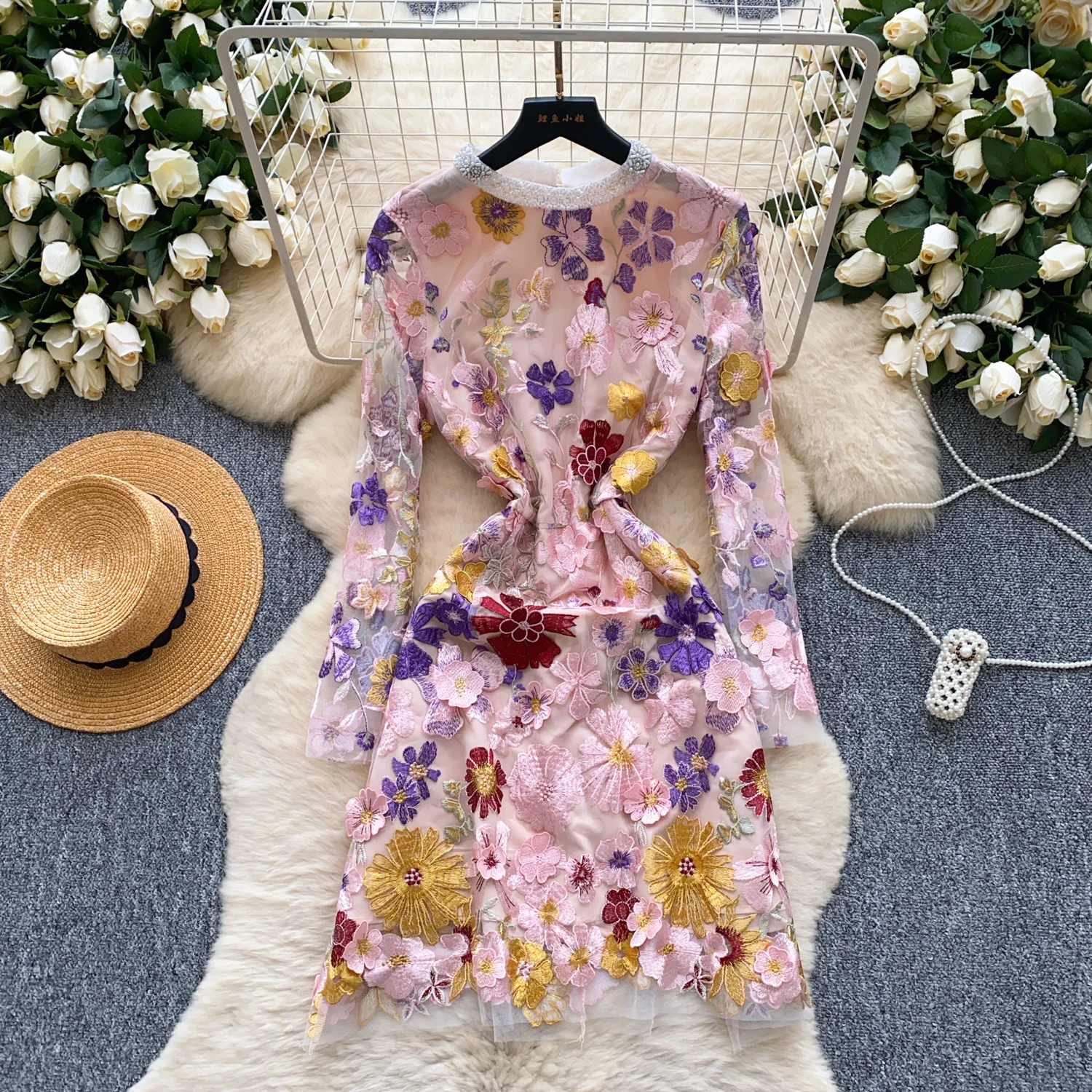 シックなヴィンテージ O ネックスリム刺繍エレガントな妖精韓国ファッション自由奔放に生きるサンドレス女性服ミニドレス