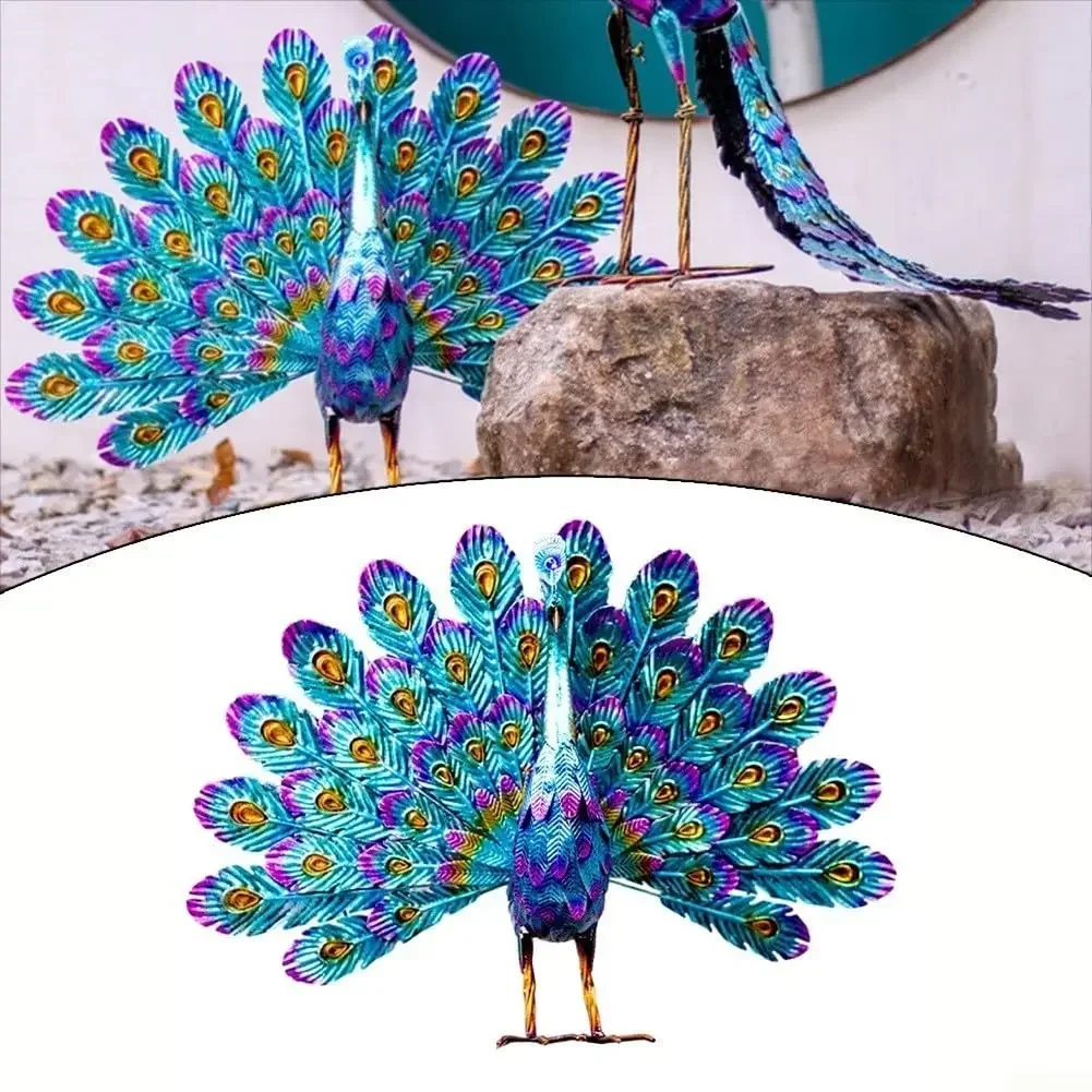 Peacock Statues Standing Posture Peacock Figurine Decoration Stables Base AnimalOrnament Weather-Resistant Rust-Proof Crafts