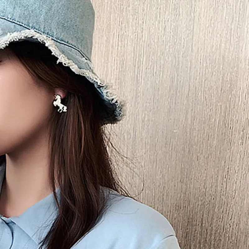 Neue Niedliche Tier-Ohrstecker für Frauen Elegante Pferde-, Kätzchen-, Eulen-Ohrringe mit Perlen und Strass Geburtstags-Party-Schmuck – Detail 6