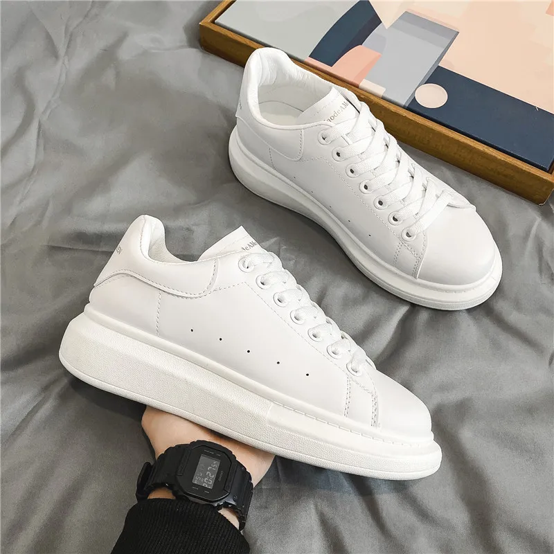 2024 new white sneakers walking shoes Breathable board shoes all match leather thick soled men's inner high increase flat shoes