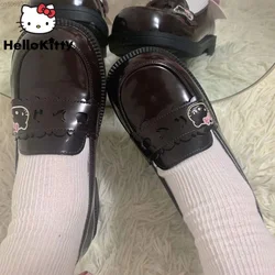 Sanrio Hello Kitty śliczne buty do Jk jednolity z okrągłym noskiem buty sportowe kampusu Kawaii Lolita na niskim obcasie buty Mary Jane kobiet