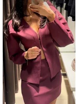 2024 Moda Cardigan lavorato a maglia allentato Cappotto maglione da donna con minigonne tascabili a trapezio Set da 2 pezzi Abiti da donna eleganti