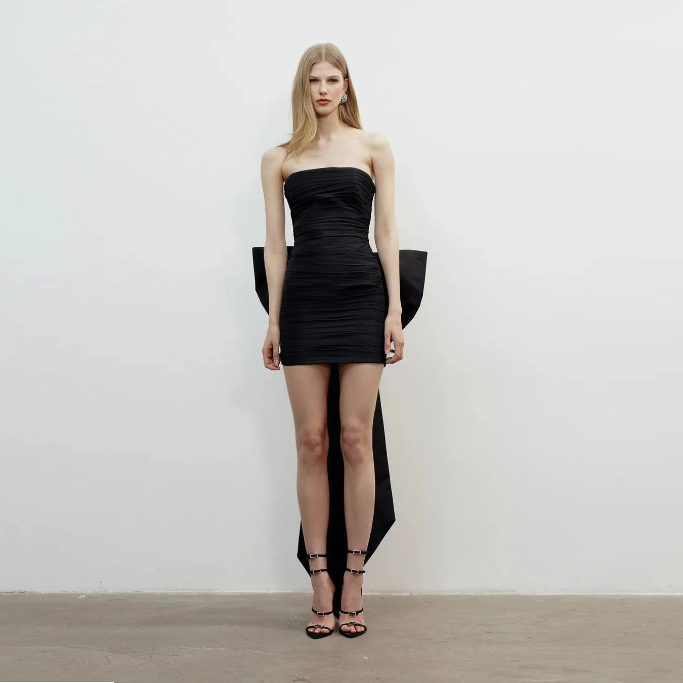 Black Strapless Pro…