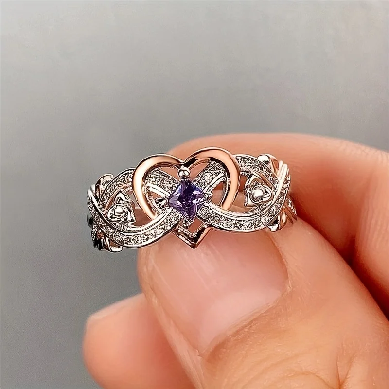 Valentine's Day Luxury Heart-Shaped Purple Sapphire Zircon Women's Engagement Ring, Dual-Tone Alloy Plating, Simple Yet Elegant