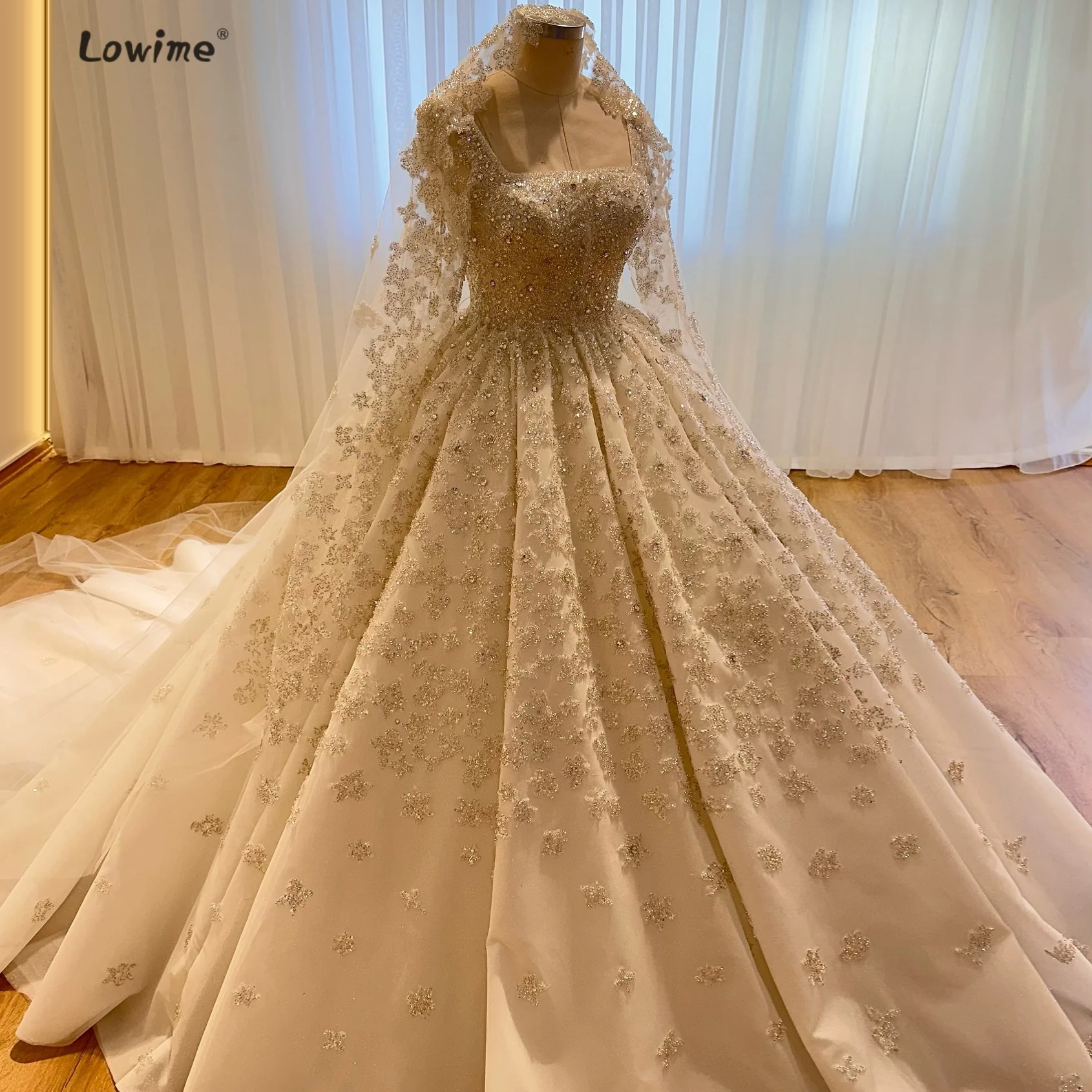 New Sequin Wedding Dresses Crystal Embellished Wedding Dresses Main Dresses Beige Wedding Dresses Puffy Dress Customizable