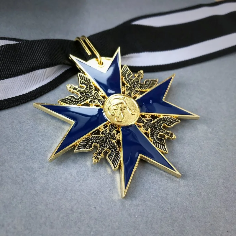 Replica Medal Big Black Hawk Knight Badge Necklace Pendant Enamel Medal
