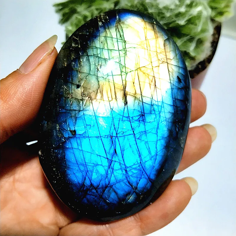 Natural Labradorite Light Crystal Palm Stone feng Shui Room Decor Witchcraft Ornament Labradorita and Spiritual Reiki Meditation