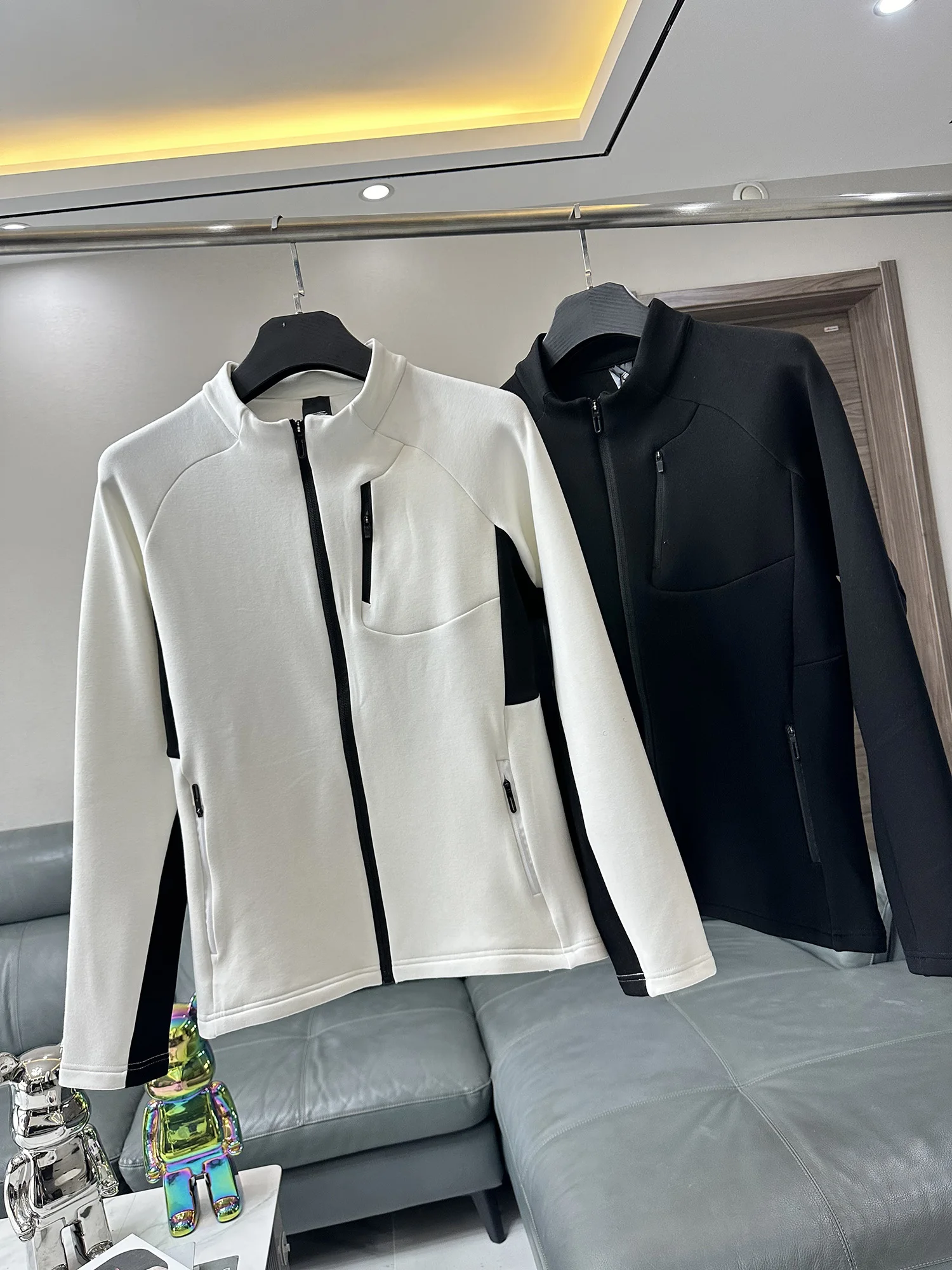 

Fashionable Casual Men's Jacket Spring Outdoor Sports Versatile Comfortable Breathable Outerwear Color Block Stand Collar