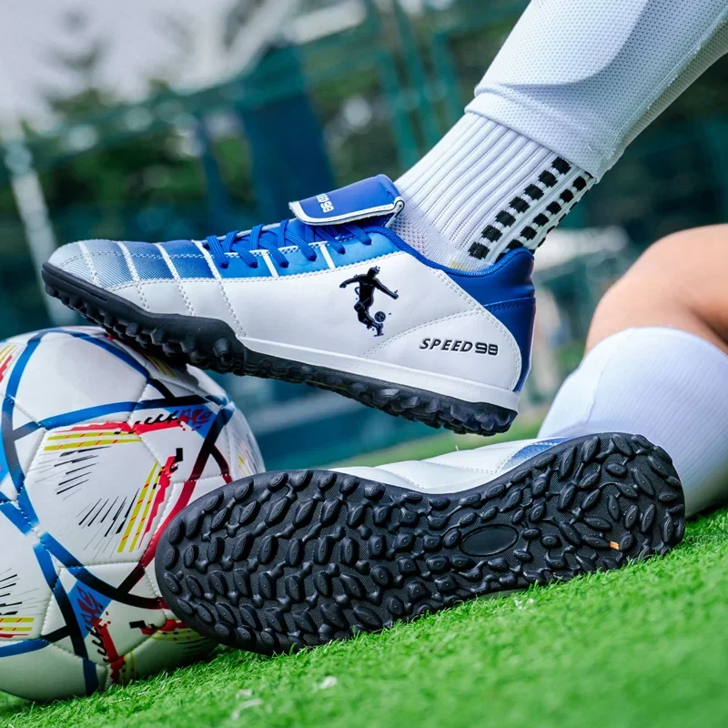 

Professional football shoes flat bottom anti slip training shoes ultra light children's and adult football sports shoes quality
