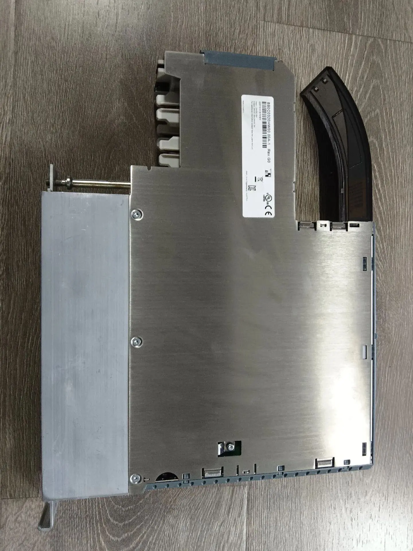 8B0C0320HW00.00A-1 Сервопривод для B&R