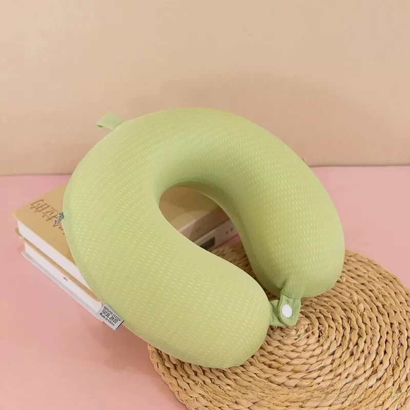 almofada-de-pescoco-portatil-em-espuma-viscoelastica-em-formato-de-u-com-seda-gelada-para-viagem-suporte-leve-e-confortavel