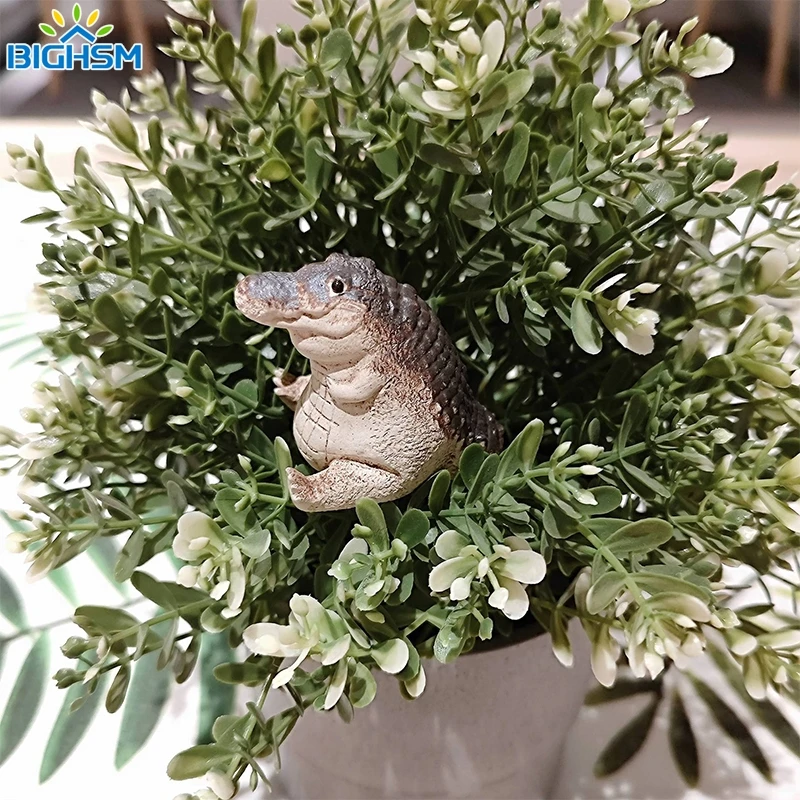 Crocodile Figurines Alligator Figure Chubby Animal Ornament Resin Garden Decoration For Lawn Desktop Or Balcony Crafts Tea Pet