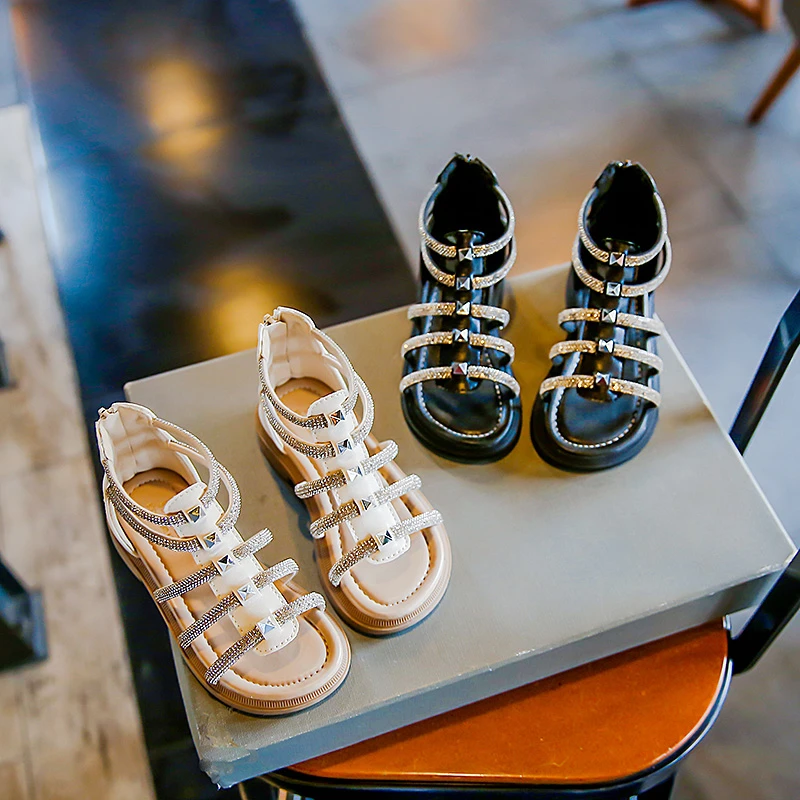 Sandales de princesse en biscuits pour petite fille, chaussures de fête à la mode, nouvelle collection été 2024