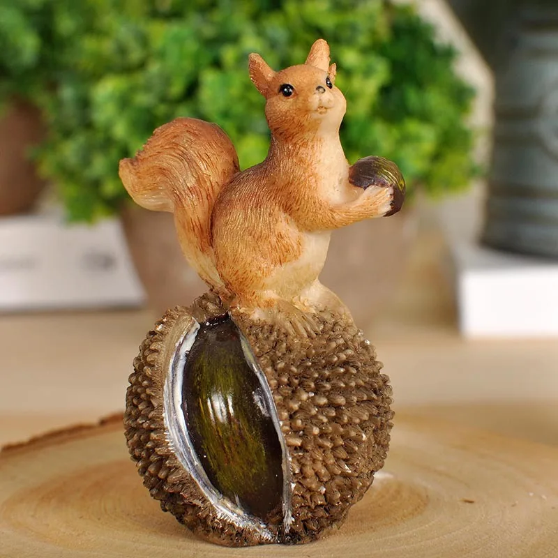 Forager Squirrel Miniature Hand Painted Resin Nuts Squirrel Figurine Fairy Garden Animal Ornament Micro Landscape Decor Craft