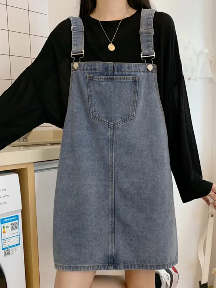 Korean-style Retro Loose Casual Denim Suspenders Dress. The New Autumn Fashion Design of The One-piece Short Skirt for Women