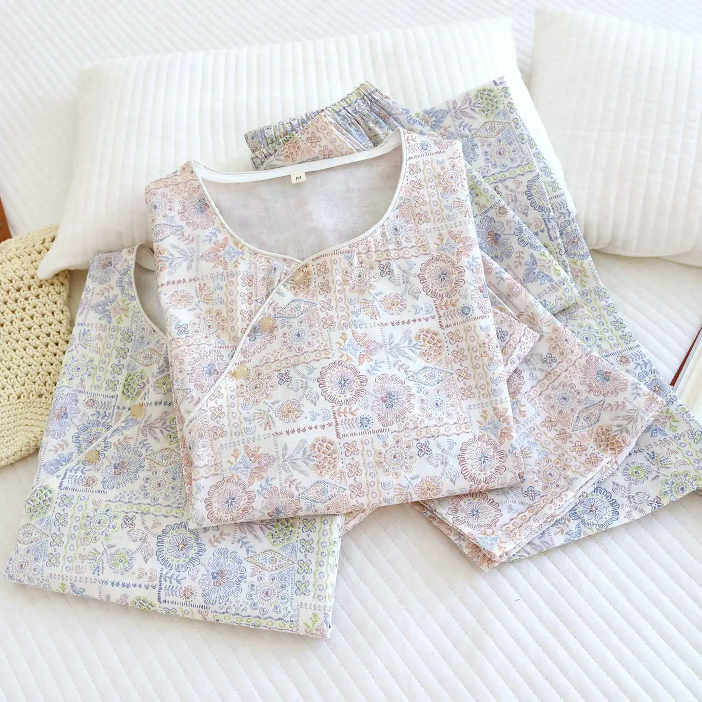 Women's Pajama Set Cotton Long sleeved Round Neck Pullover Pants Two Piece Set for women Sleepwear Floral print Pajama
