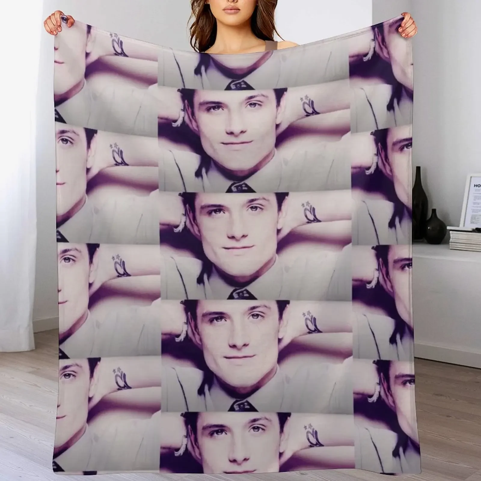 

Josh Hutcherson Whistle Throw Blanket for sofa Bed Cute Plaid Stuffeds Blankets