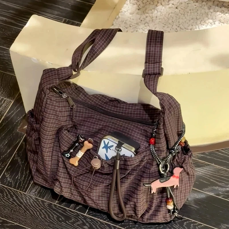 Korean Nylon Shoulder Bag Fashion Simple Plaid Zipper Tote Bag Drawstring Pleated Cloud  New Commuter Crossbody Shoulder Bag