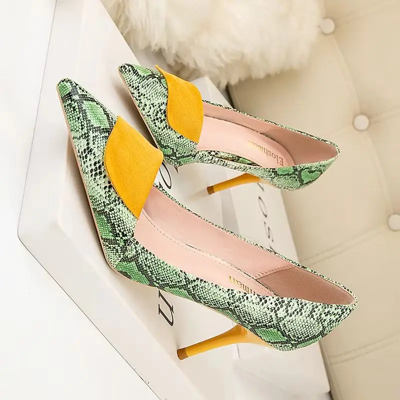 

2026 Spring Sexy Stitching Snake Pattern Women Shoes Shallow Female High Heels Shoes Pointed Dress Nightclub Single Shoes Woman