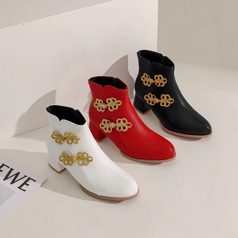 

Mid-heeled short boots for women 2024 spring & fall new black round-toe single boots oversized Chinese knot size 52 size 13 14